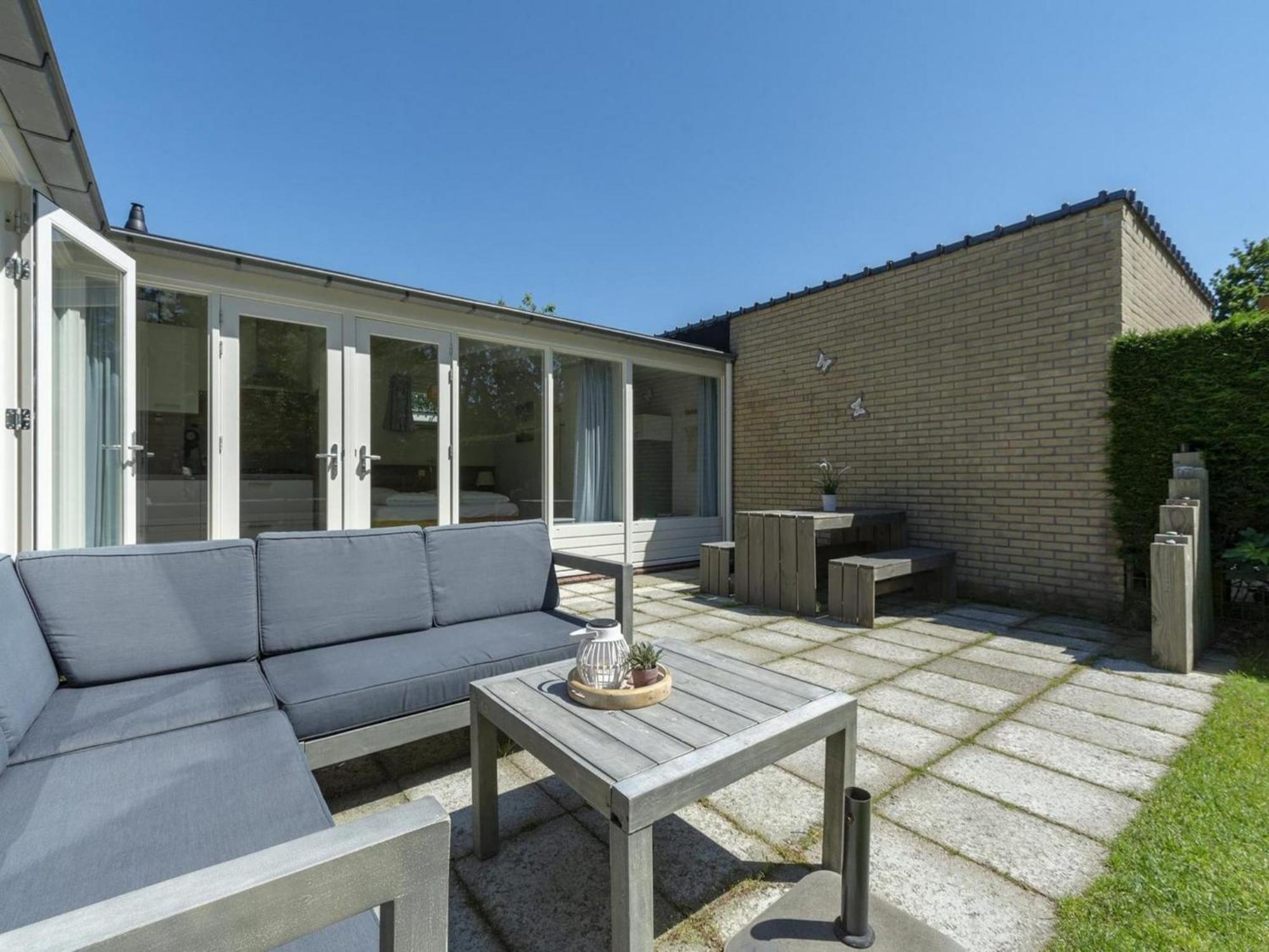 Cozy Bunglow With Garden Sint Maartensvlotbrug エクステリア 写真